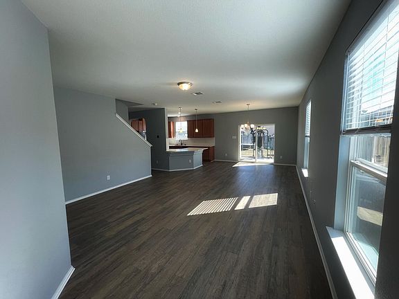 5th image of 13905 Inaugural St