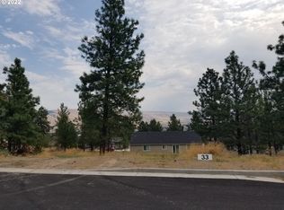 W 15th St #33, The Dalles, OR