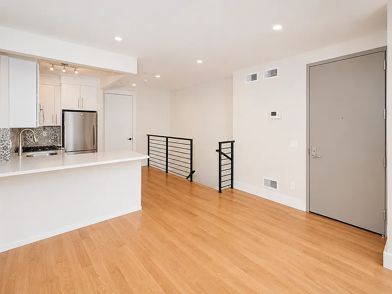 337 Herkimer St #1F — Photo 3