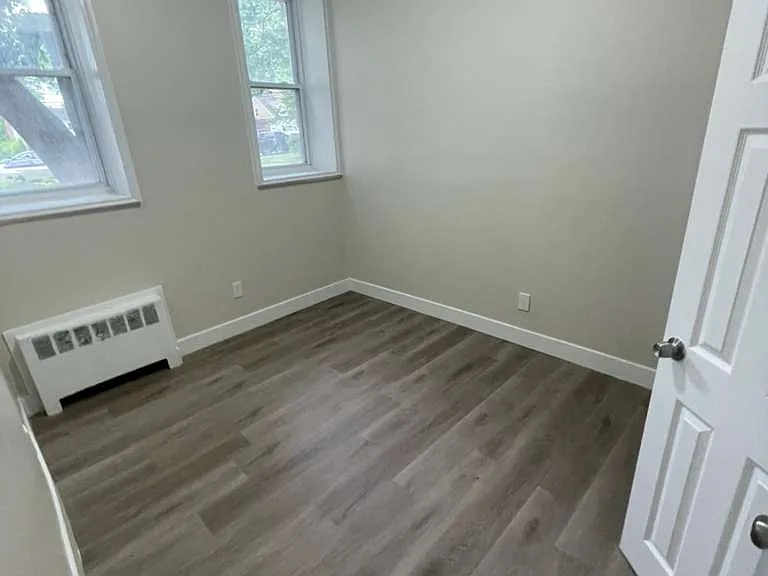 103 Chancellor Ave #B1 — Photo 6