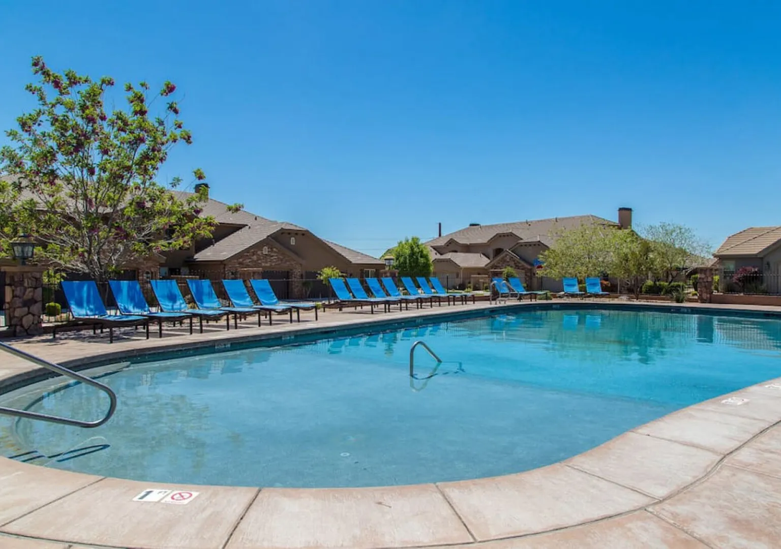Experience the Serene Calm of Southern Utah in this Gorgeous Home — Photo 4