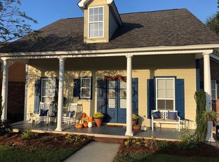 4 Bridgefield Ct, Hattiesburg, MS 39402