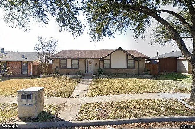 3107 Falkland Rd — Photo 25