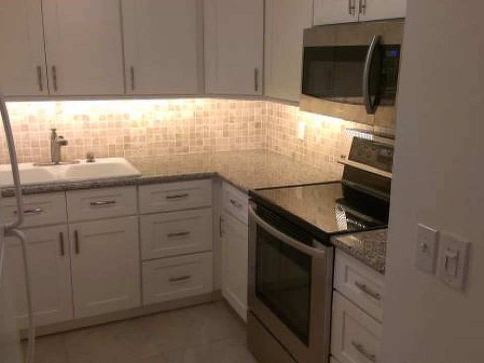 Upgraded Kitchen