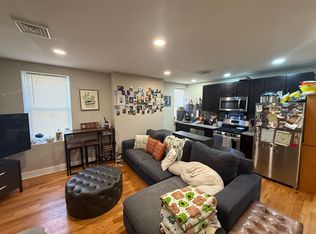 1104 Spruce St APT 11, Philadelphia, PA 19107