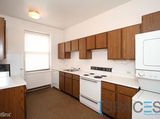 729 W Cornelia Ave, Chicago, IL 60657