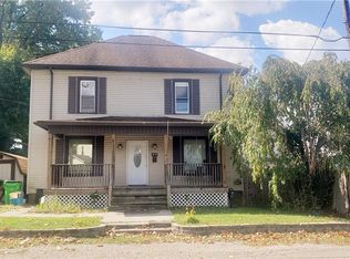 1311 Elm St, Coshocton, OH 43812