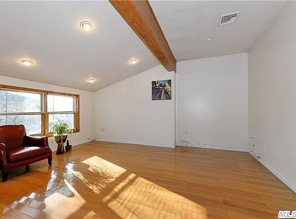 5th image of 6458 232nd St