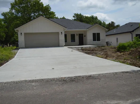 1903 S Osage Ave, Sedalia, MO 65301