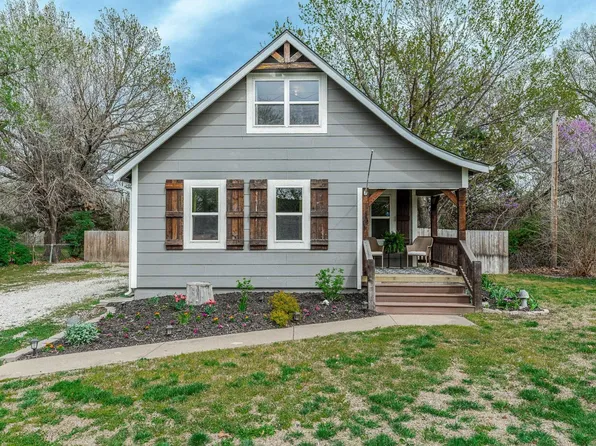 240 N Socora Dr, Wichita, KS 67212