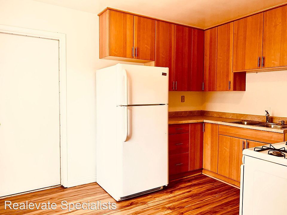 1st image of 553 Olivewood Ter