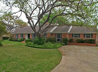 5910 Elderwood Dr, Dallas, TX 75230