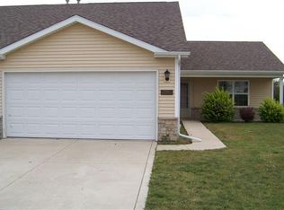 7057 Wallace St, Merrillville, IN 46410