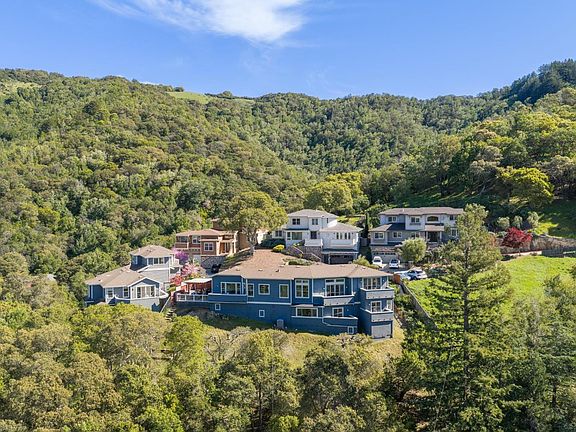 5th image of 9 Edgehill Way