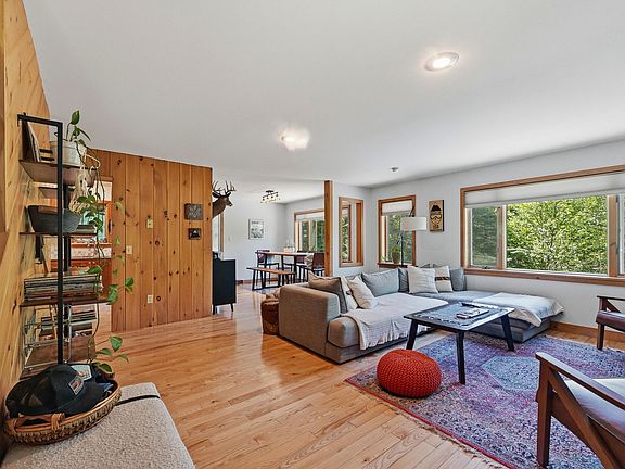 4th image of 3021 Brackett Brook Road