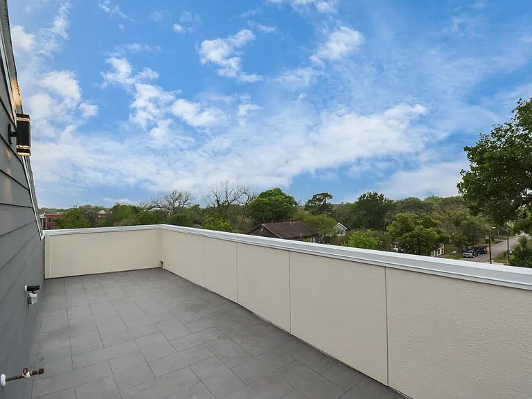 3039 Gray St — Photo 46