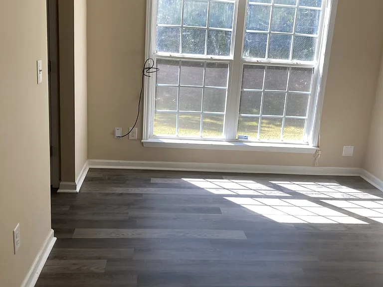 57 Fairfield Dr — Photo 9