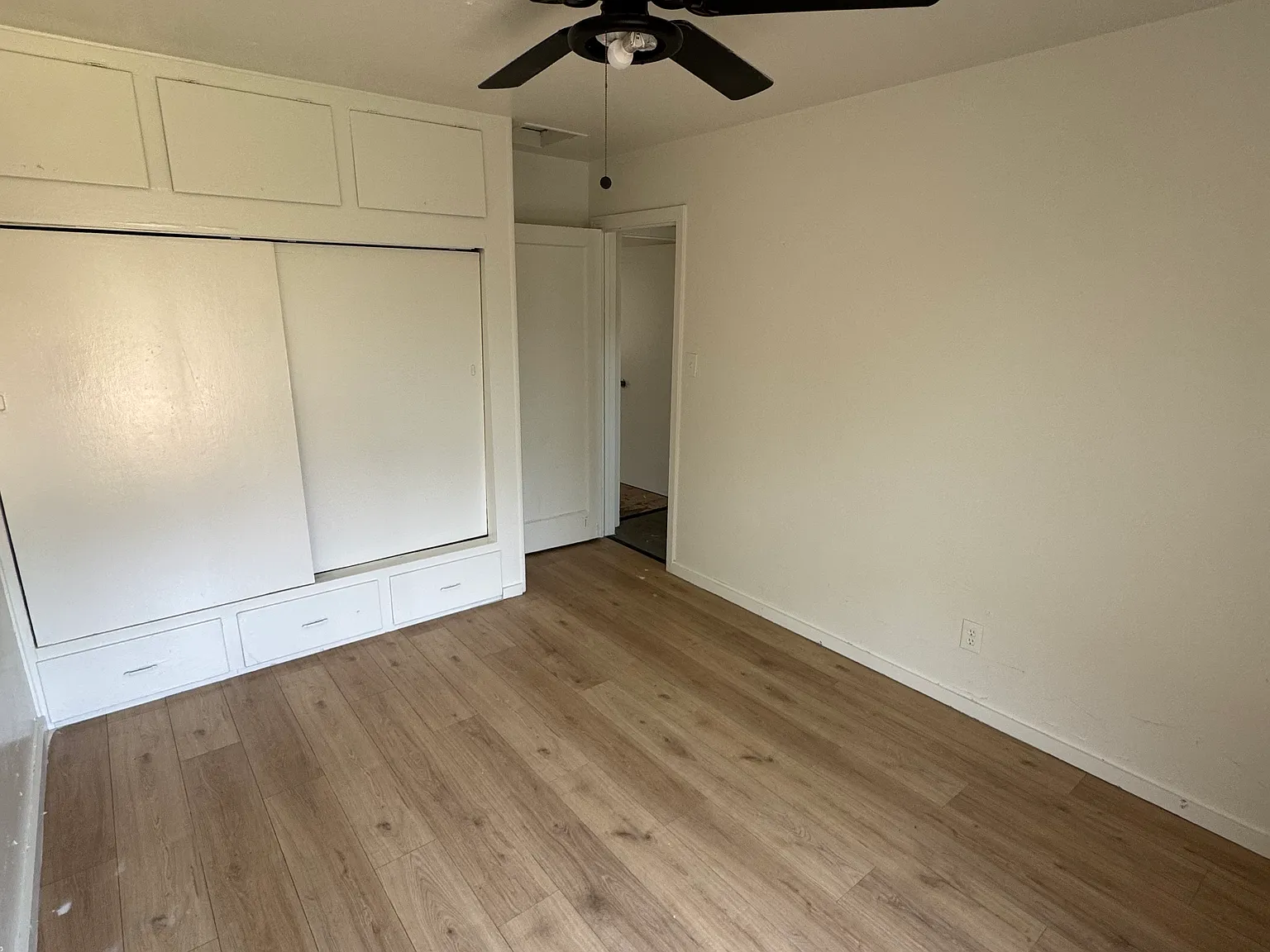 2 bed, 900 sqft, $1,650 — Photo 4