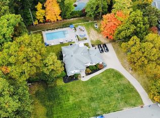 28 Degray Ter, Mahwah, NJ 07430