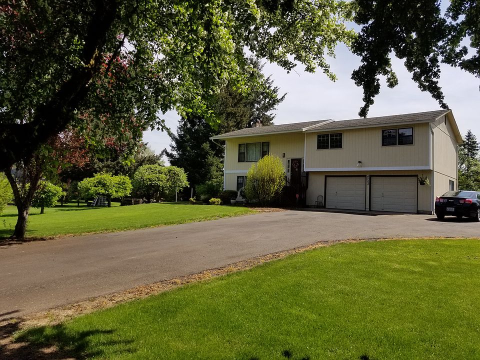 1st image of 4703 NE 130th St