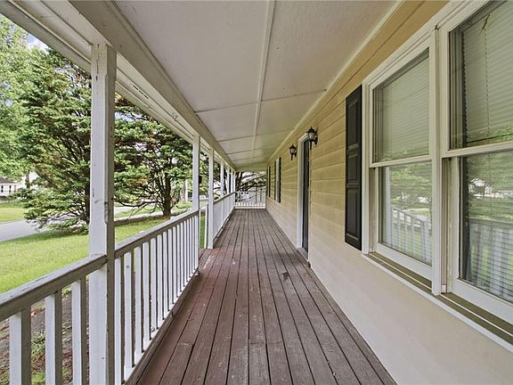 3rd image of 2671 Pine Log Way