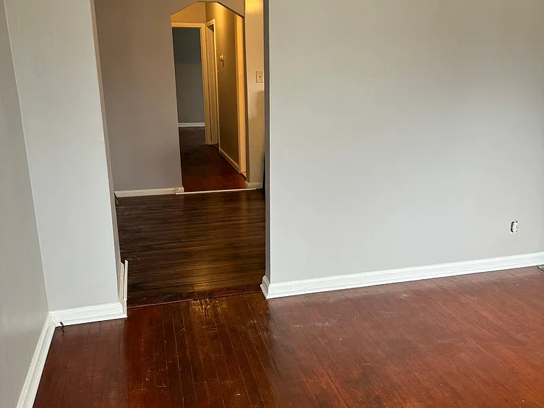 25664 Stanford St — Photo 4