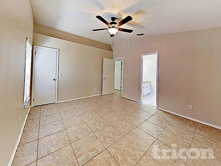 1248 E Cleveland Ave — Photo 8