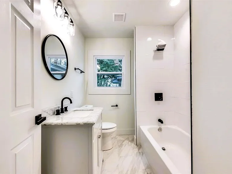 1411 Arborvitae Ave — Photo 5