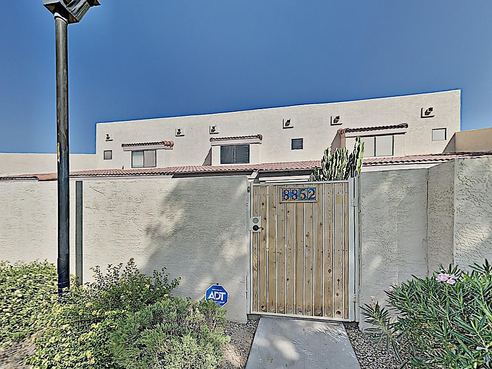 1st image of 8852 N 47th Dr