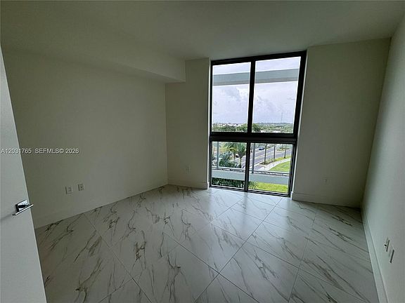 5th image of 2000 Metropica Way #303