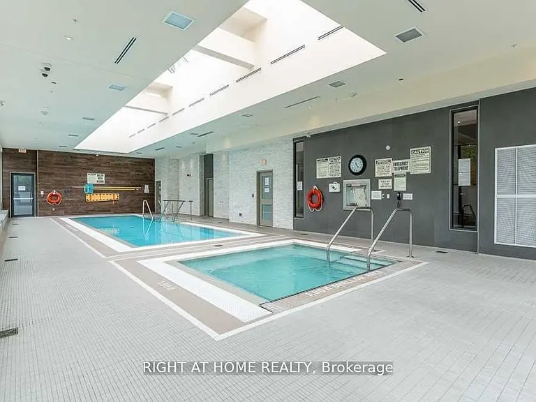 9618 Yonge St #1115 — Photo 15