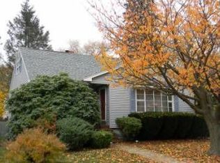 26 Harrison Ave, Saugus, MA 01906