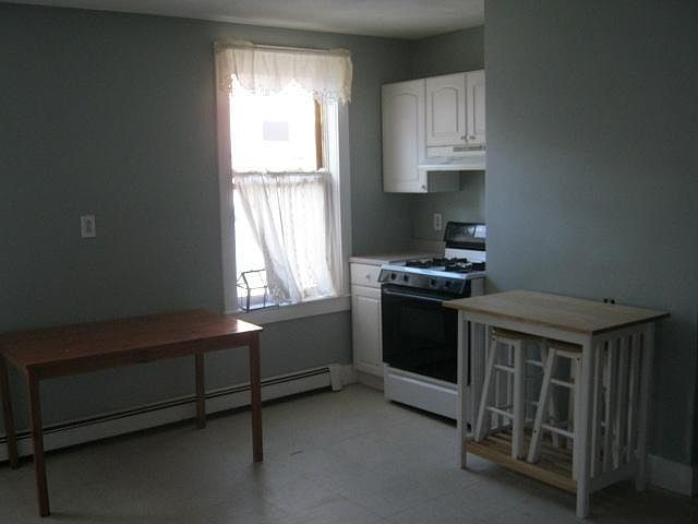 2nd image of 8 Burney St #1D
