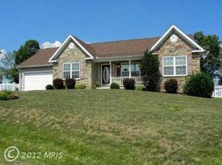 115 Altima Ct, Inwood, WV 25428