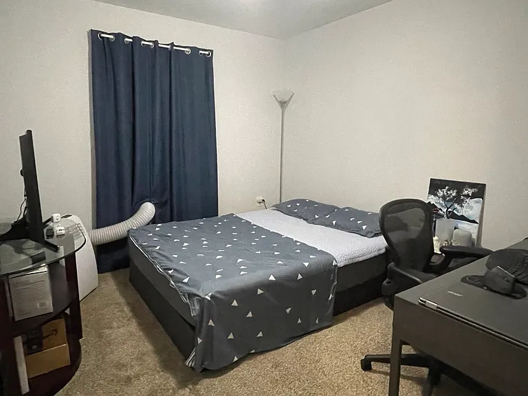 Colony View Dr — Photo 1