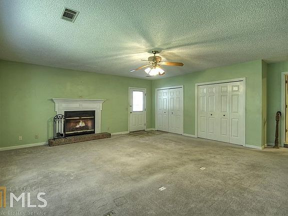 5th image of 150 Dogwood Dr