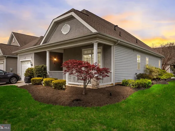 9 McCay Way, Delanco, NJ 08075