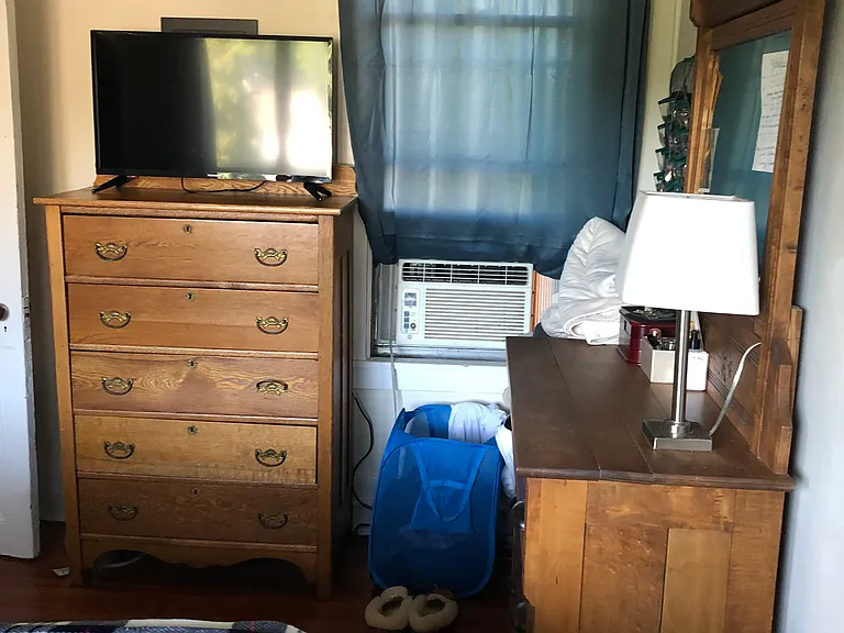 221 W Lincoln St #2 — Photo 7