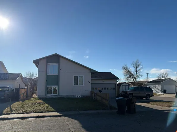 4042 Chamberlain Dr, Billings, MT 59101