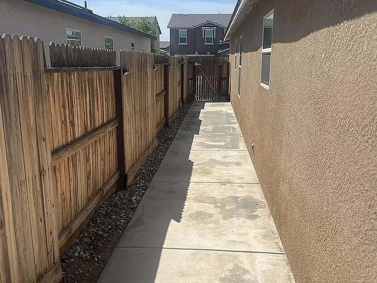 5918 Esmerelda Ave — Photo 21