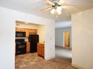 935 Hamlet Ct APT 15, Monroeville, PA 15146