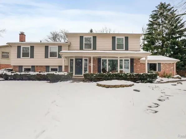 4414 Brandywyne Dr, Troy, MI 48098