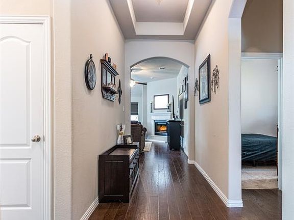 2nd image of 1012 Water Garden Cir