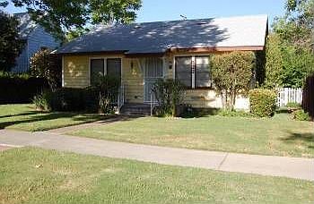 1st image of 322 S 2nd Ave