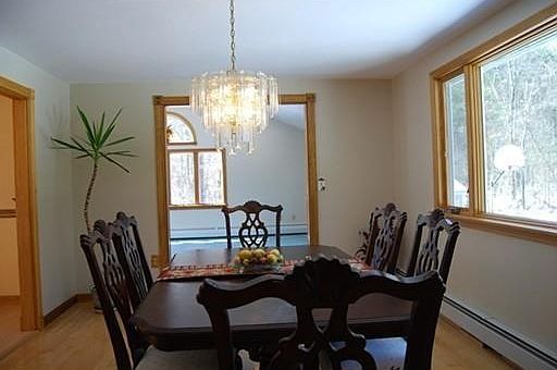5th image of 7 Woodland Dr