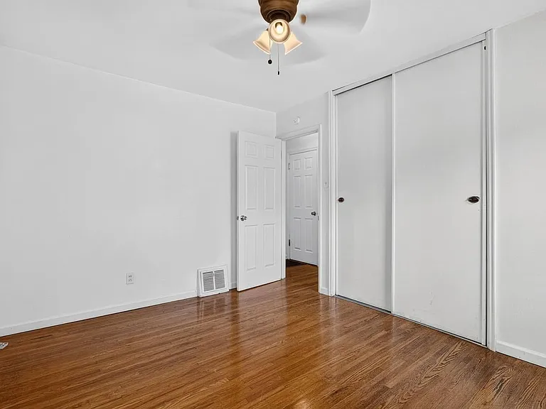 10328 Dudley Dr — Photo 21