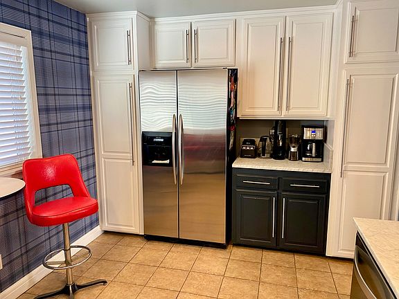 2nd image of 4934 McConnell Ave