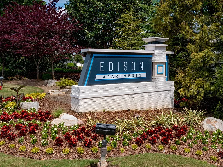 The Edison — Photo 7