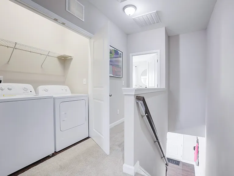 Charleston Row Townhomes — Photo 5