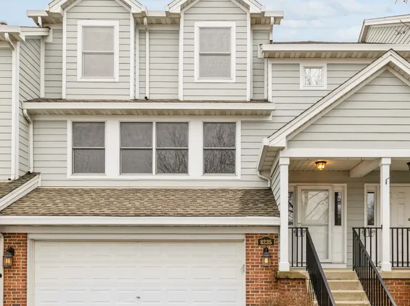 8235 Polo Ct, Crystal Lake, IL 60014